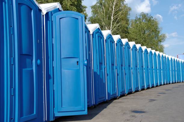 Best Portable restroom trailer rental  in Leavenworth, WA